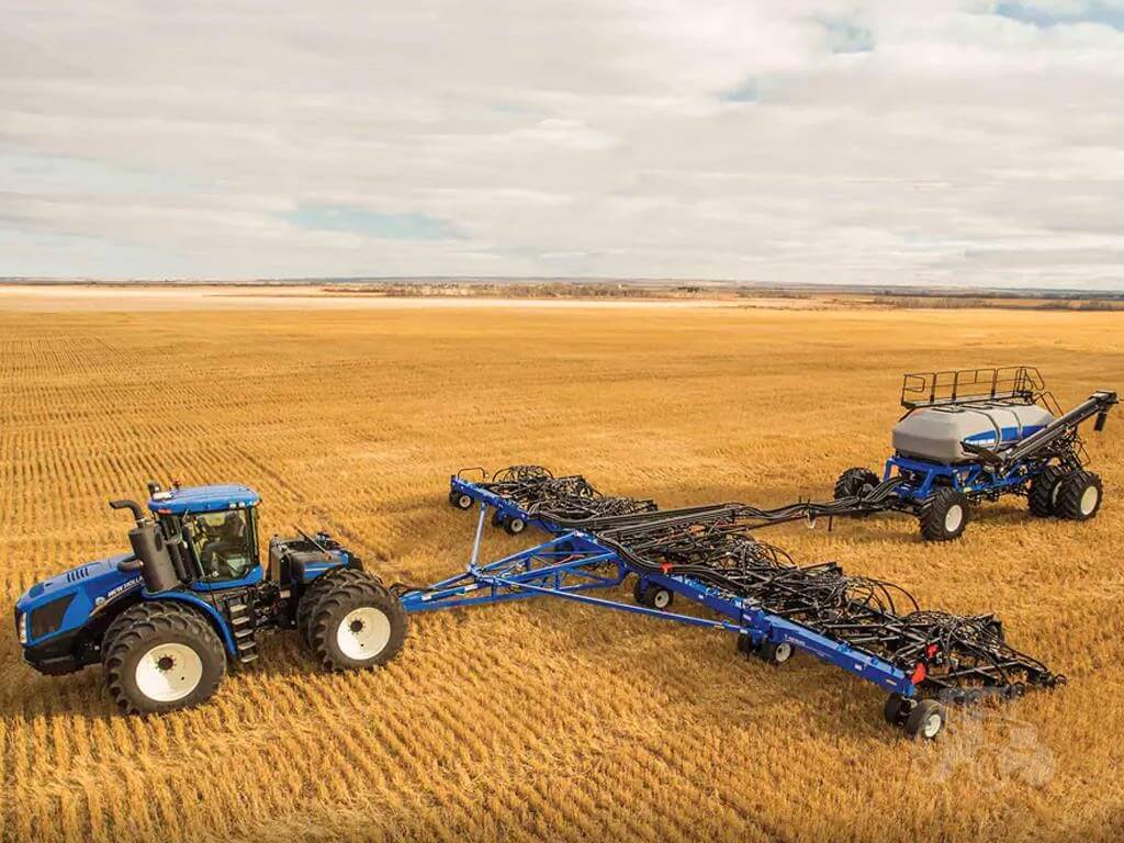 New Holland Ag Showrooms B & R Farm Equipment Beavertown, PA