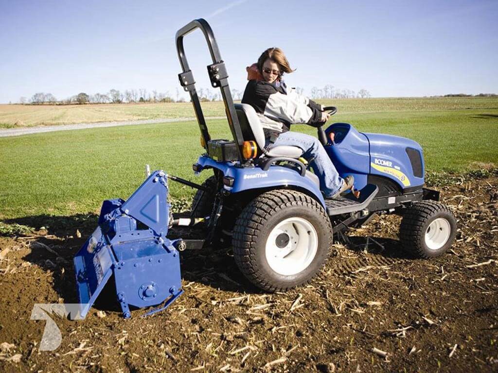 New Holland Ag Showrooms B & R Farm Equipment Beavertown, PA